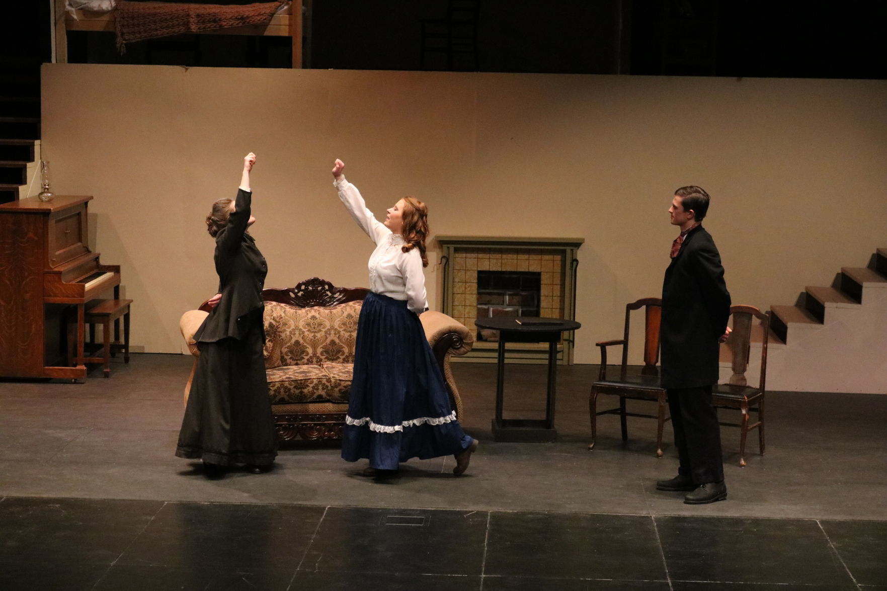 FCHS Play - JoOpera